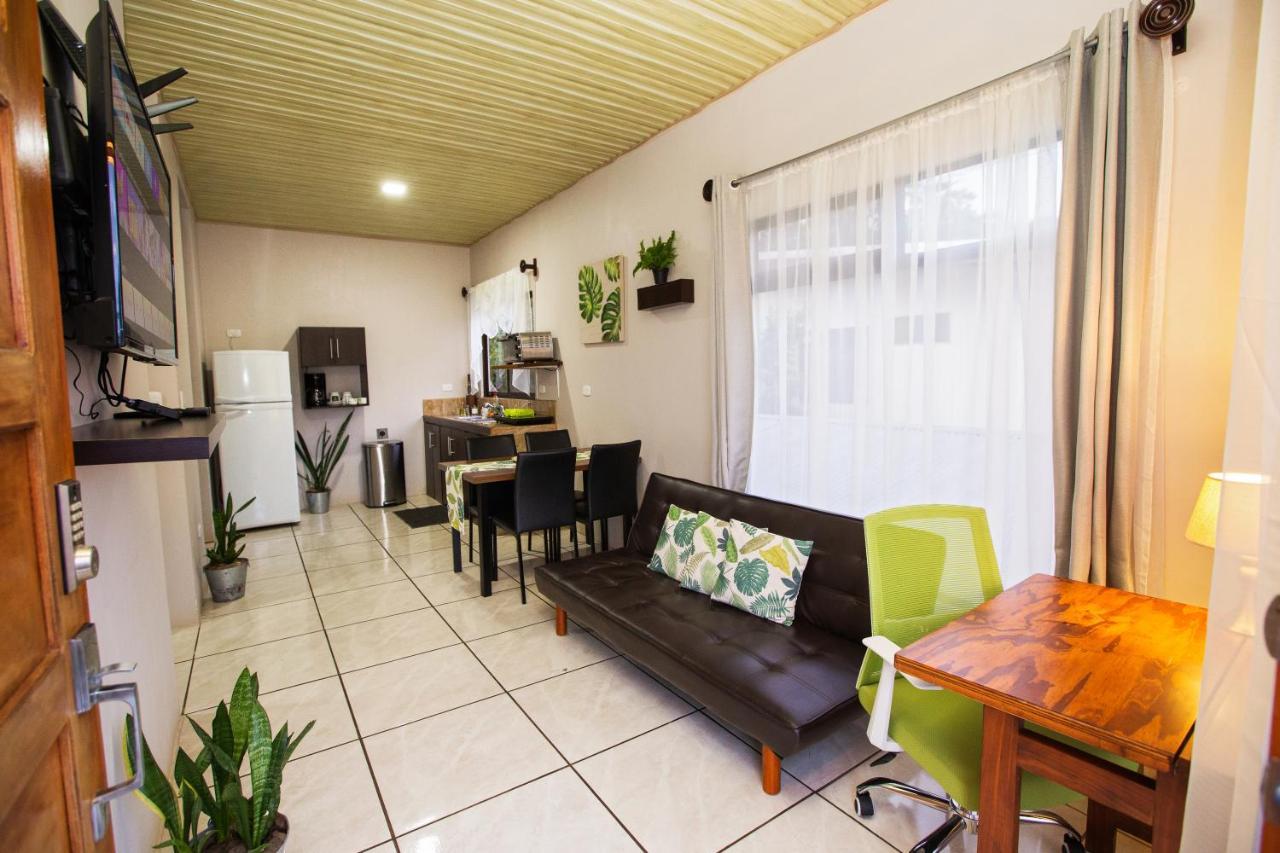 Apartamento Lantana ,Monteverde Con Aire Acondicionado Y Lavanderia Екстериор снимка