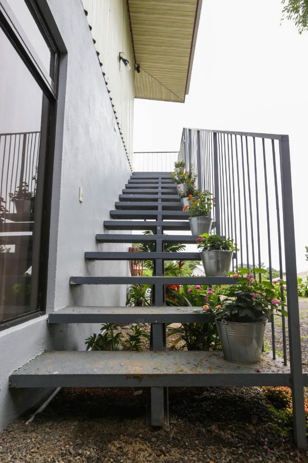 Apartamento Lantana ,Monteverde Con Aire Acondicionado Y Lavanderia Екстериор снимка